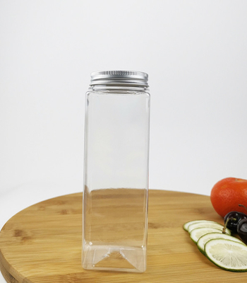 Bottiglie di plastica a perfetta tenuta di stoccaggio